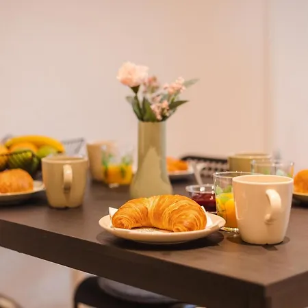 World Of - Paris Apartment